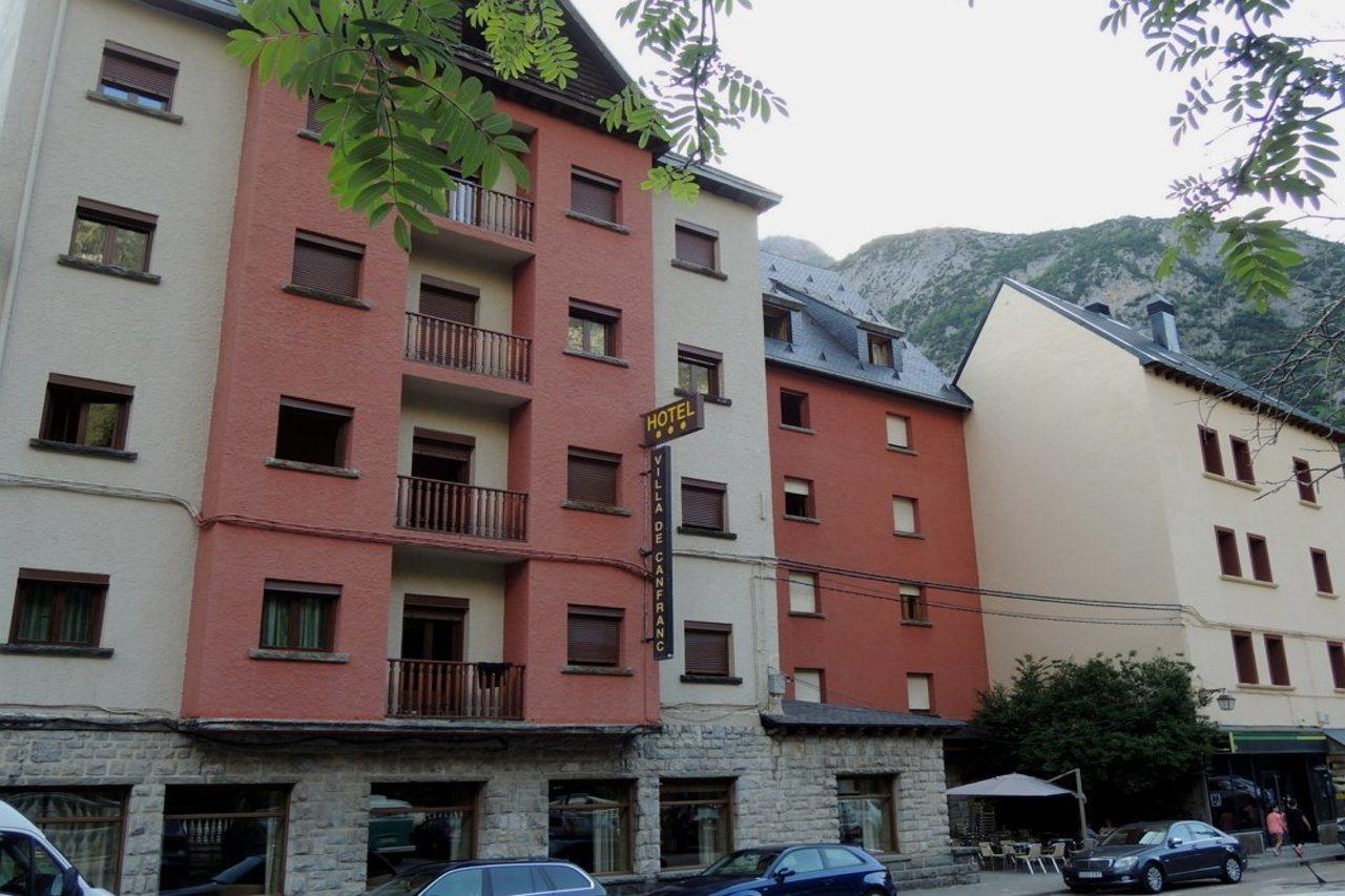Hotel Villa De Canfranc Exterior photo