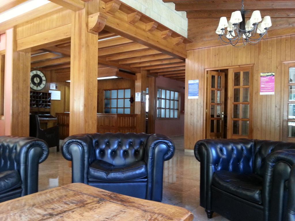 Hotel Villa De Canfranc Exterior photo